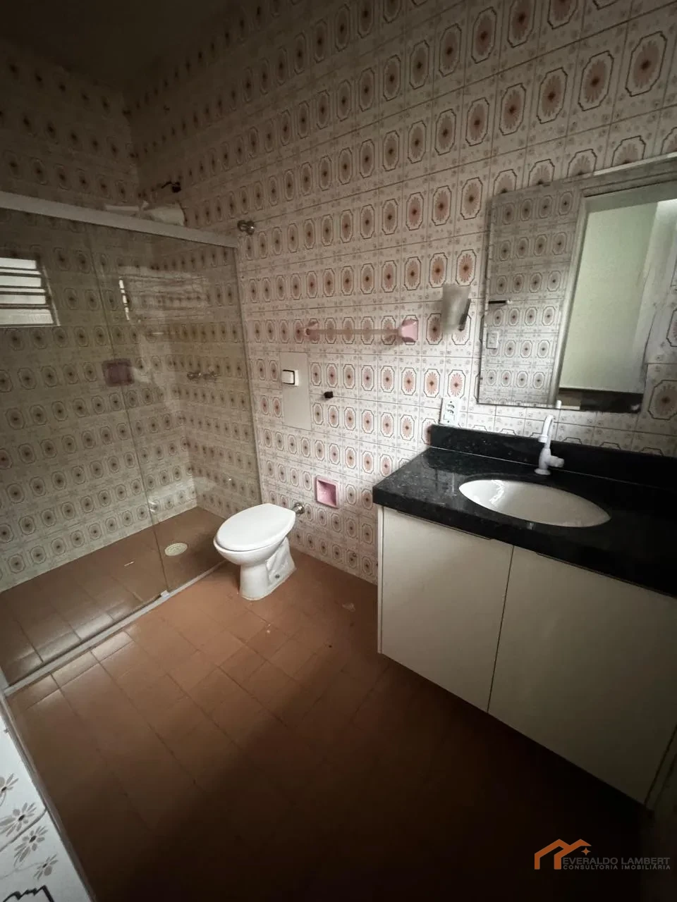 Imagens do imóveis CASA COM EDÍCULA.