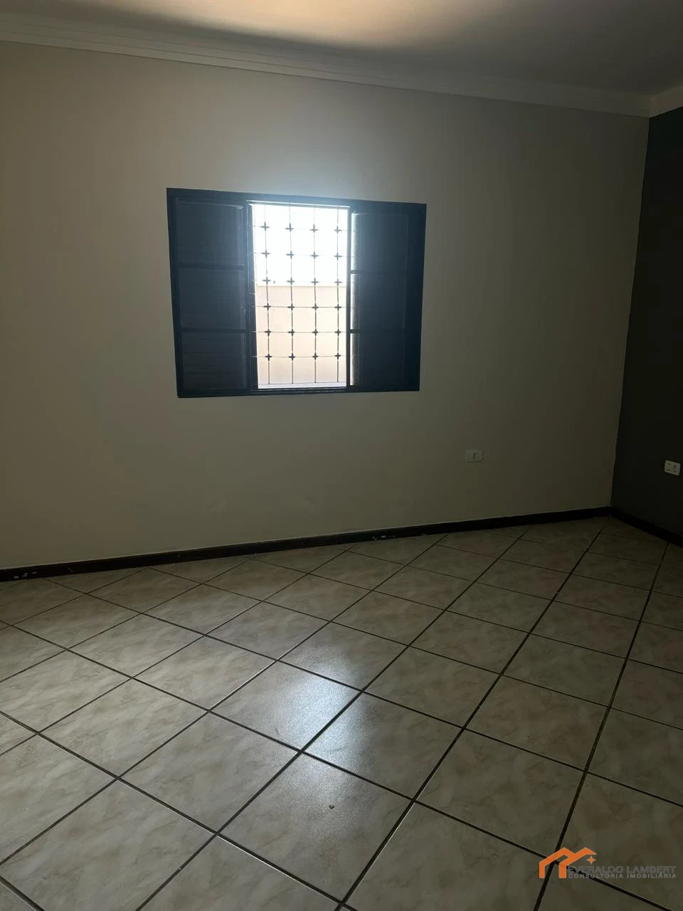 Imagens do imóveis CASA COM EDÍCULA