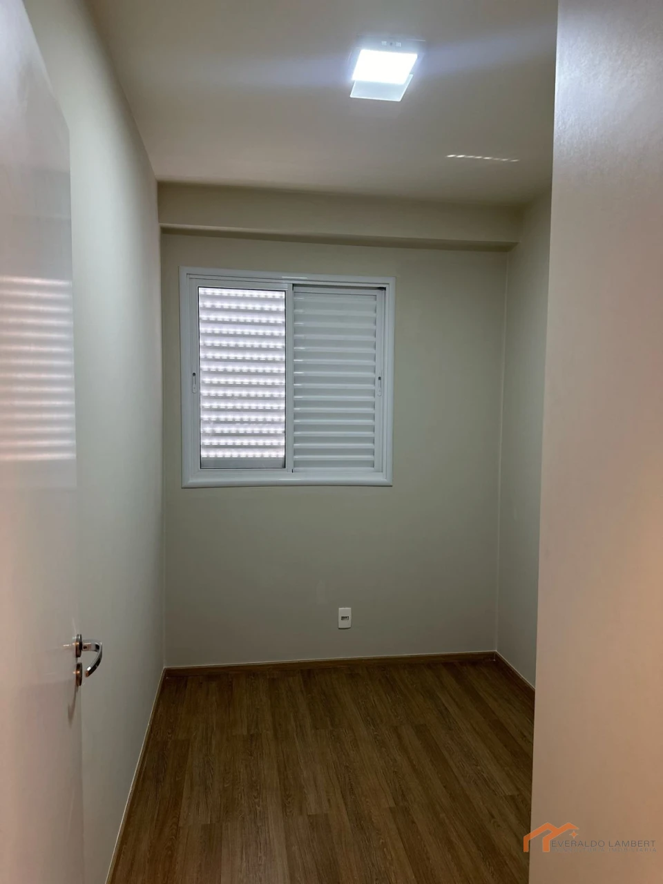 Imagens do imóveis APARTAMENTO ED. COSMOPOLITAN RESIDENCE