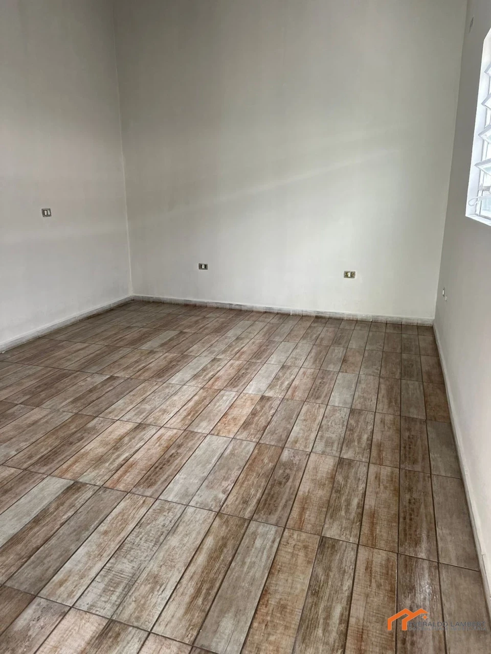 Imagens do imóveis KITNET TÉRREA | MOBILIADO.