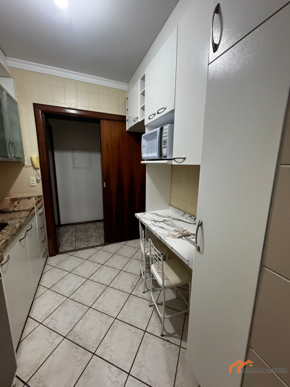 Imagens do imóveis APARTAMENTO ED. SAINT THOMAS