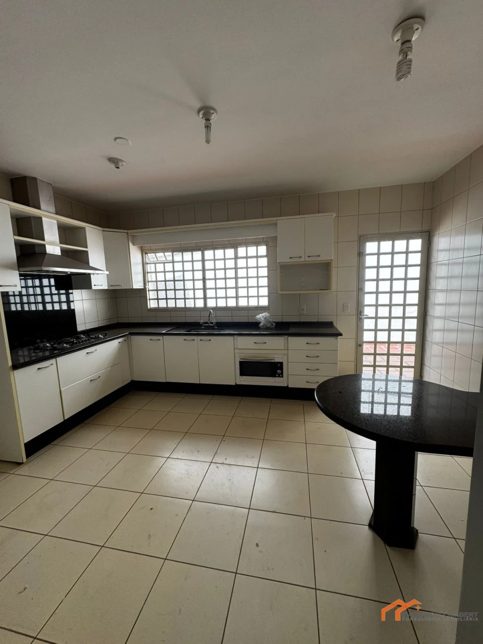 Imagens do imóveis CASA JD. QUEBEC