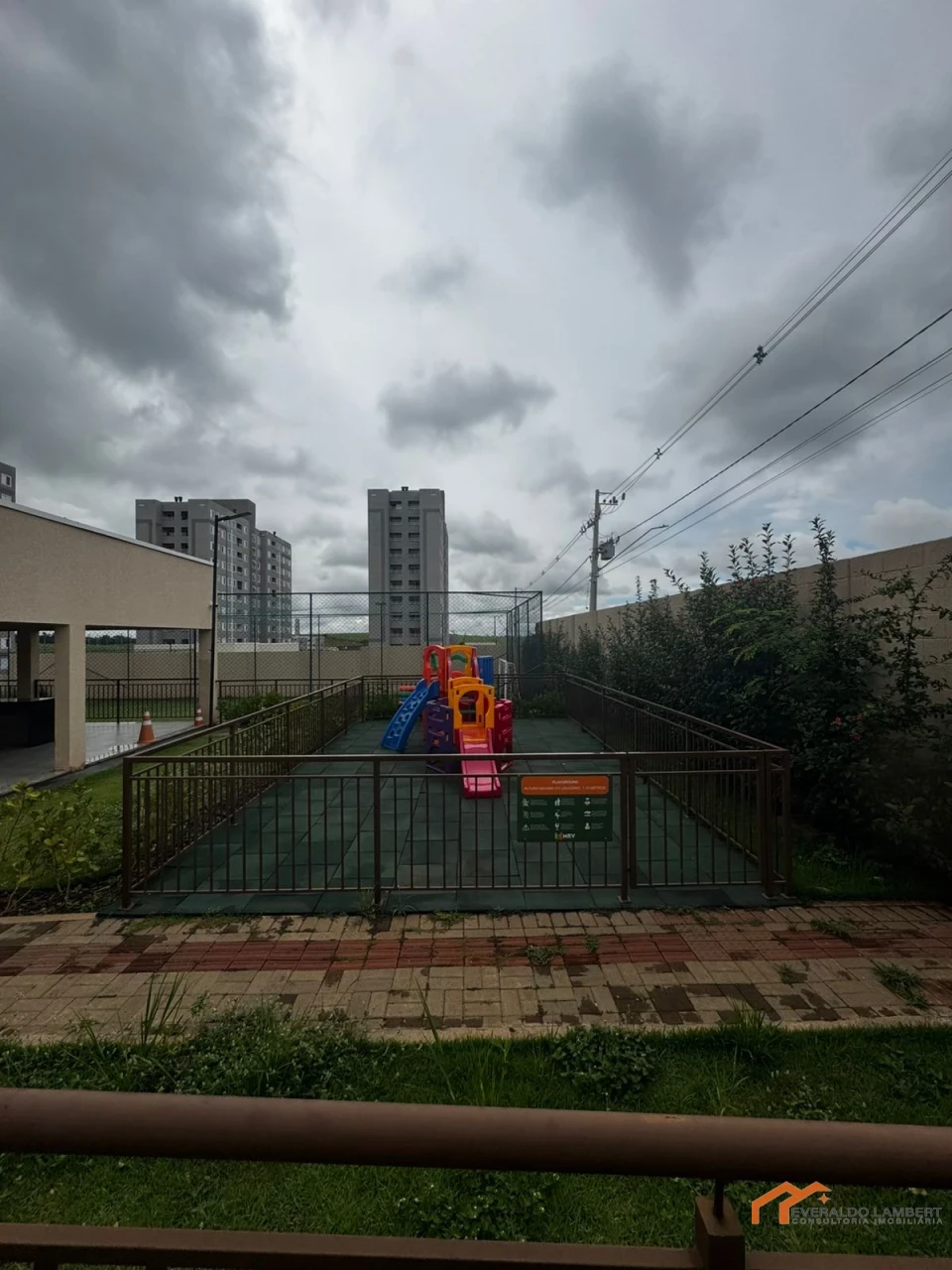 Imagens do imóveis APARTAMENTO ED. LAKE PORTINARI