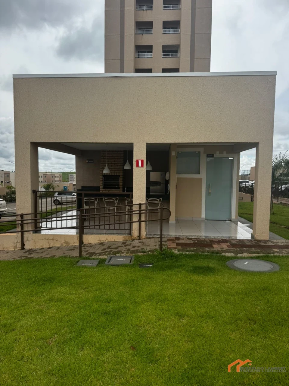Imagens do imóveis APARTAMENTO ED. LAKE PORTINARI