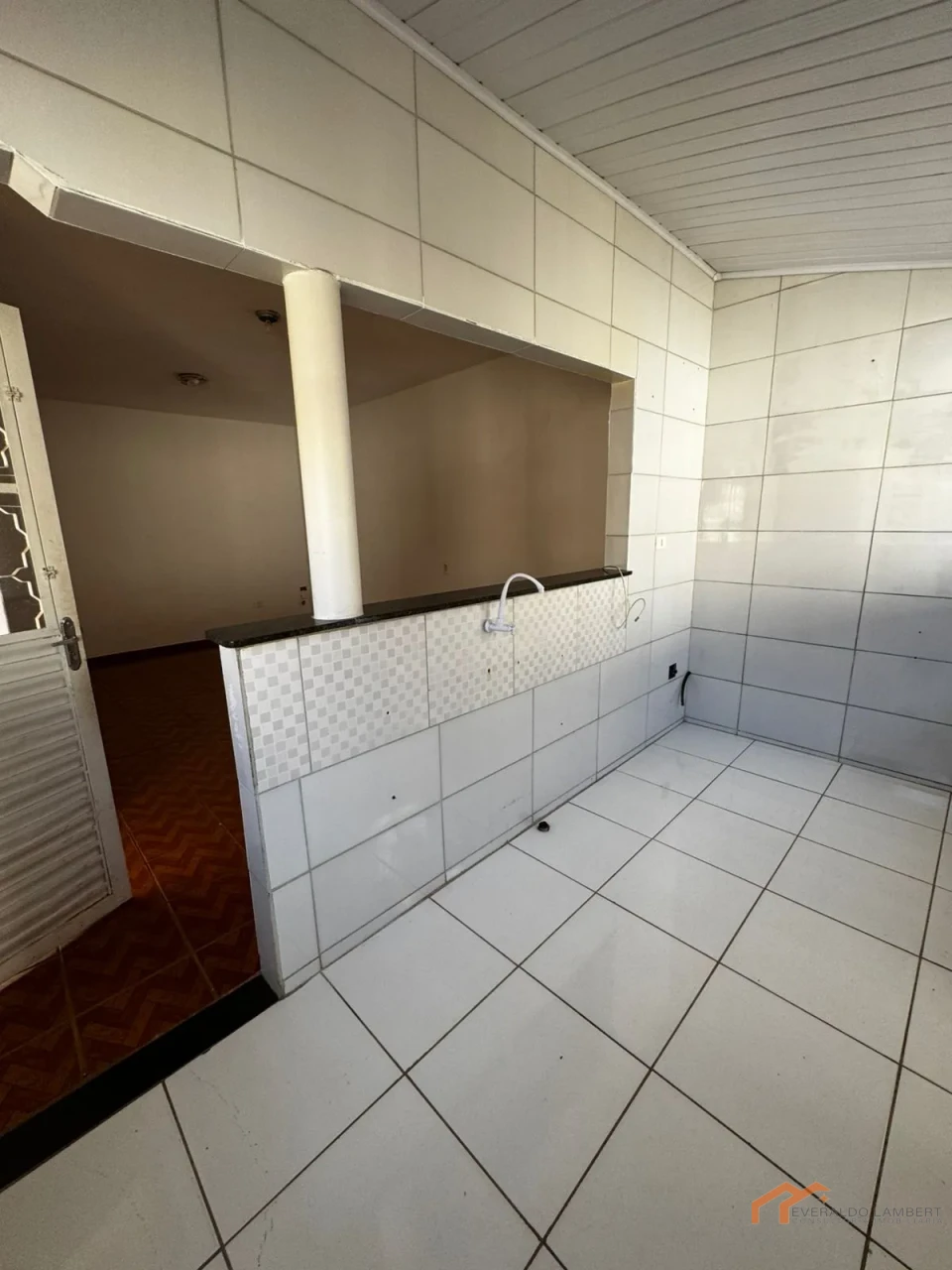 Imagens do imóveis CASA COM EDÍCULA