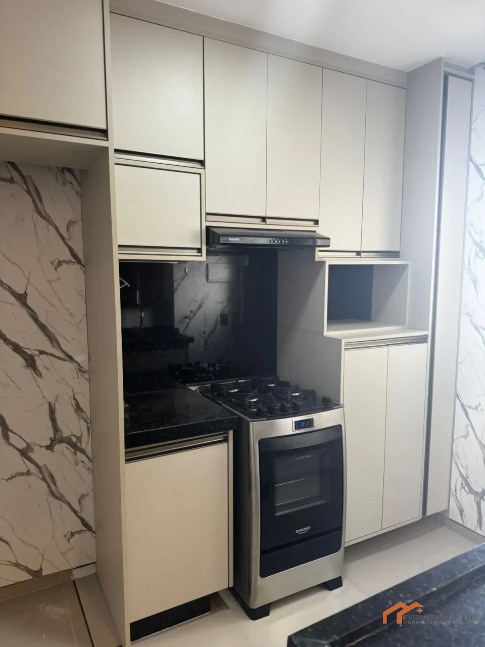 Imagens do imóveis APARTAMENTO ED. SPAZIO LA TRAVIATA | SEMI MOBILIADO.
