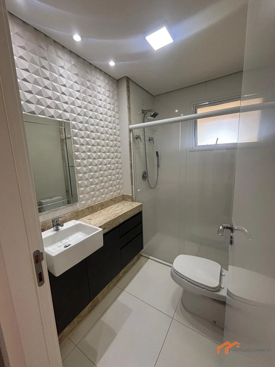 Imagens do imóveis APARTAMENTO ED. CHELSEA TOWER | CONST. VECTRA.