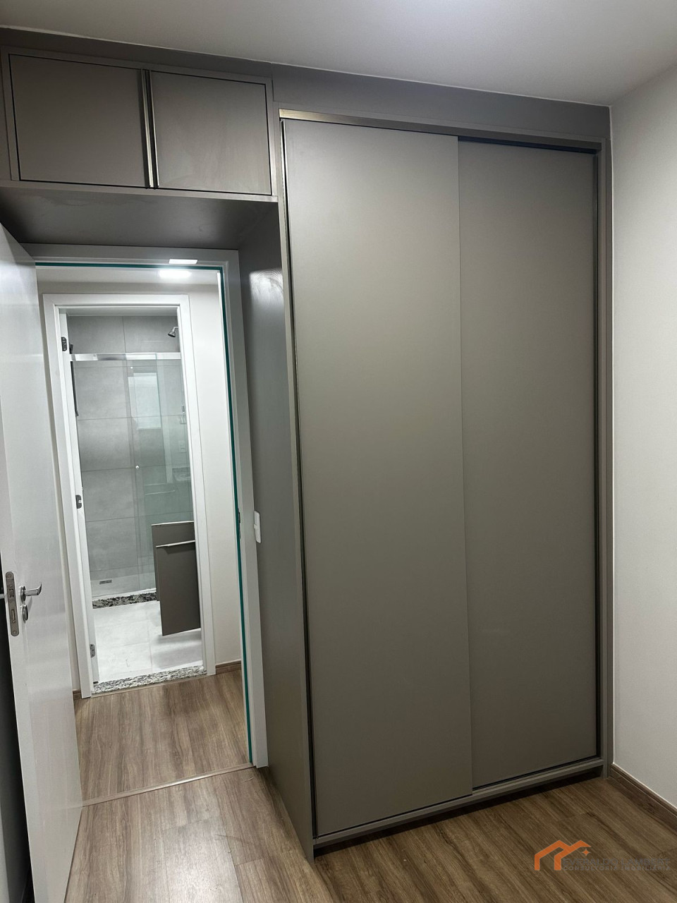 Imagens do imóveis APARTAMENTO ED. CARMEL | Completo.
