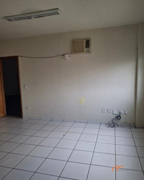 Imagens do imóveis BARRACÃO 430M² c/ Mezanino.