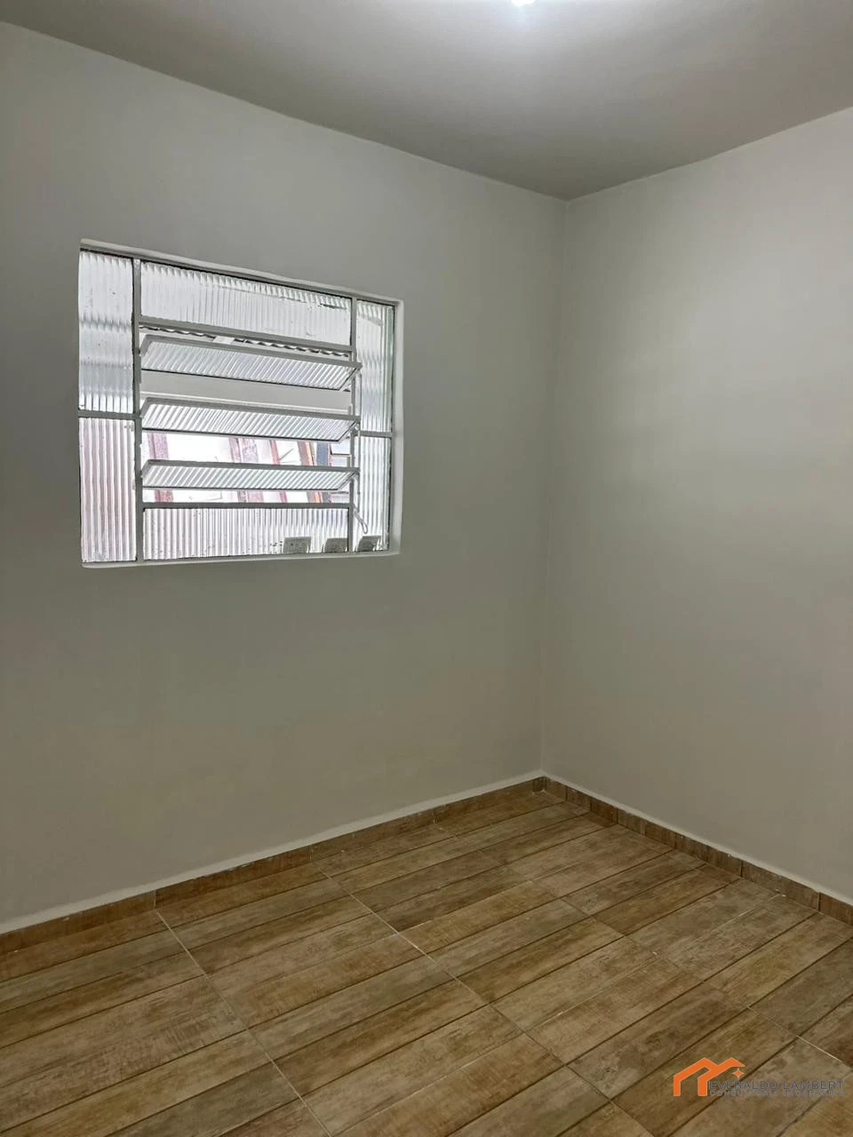 Imagens do imóveis KITNET TÉRREA | MOBILIADO.