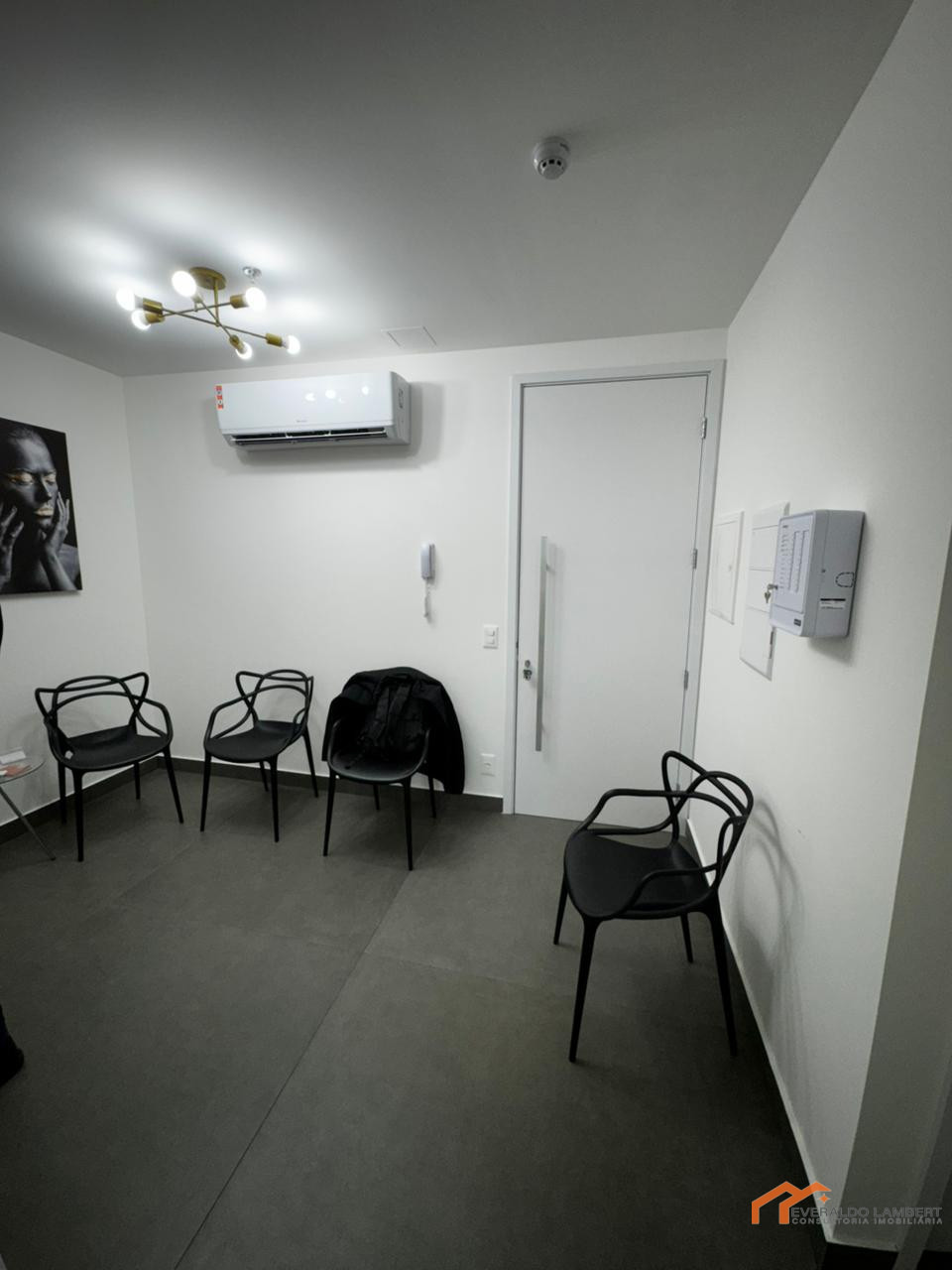 Imagens do imóveis SALA  ED. ATSUSHI  YOSHII TOWER - Decorada.