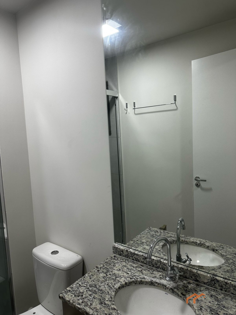 Imagens do imóveis APARTAMENTO ED. CARMEL | Completo.