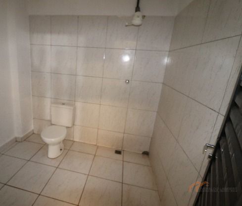 Imagens do imóveis Barracão com Doca e Pátio | Industrial/Comercial.