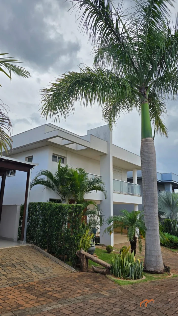 Imagens do imóveis CASA CONDOMÍNIO ROYAL MAISON | 3 SUÍTES.