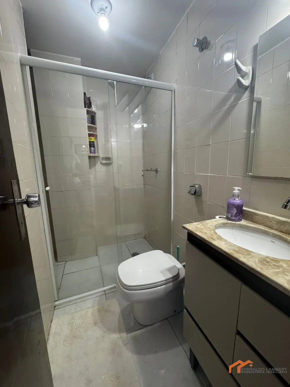 Imagens do imóveis APARTAMENTO ED. FLAT GUARATUBA | MOBILIADO | ALUGUEL POR DIÁRIA.