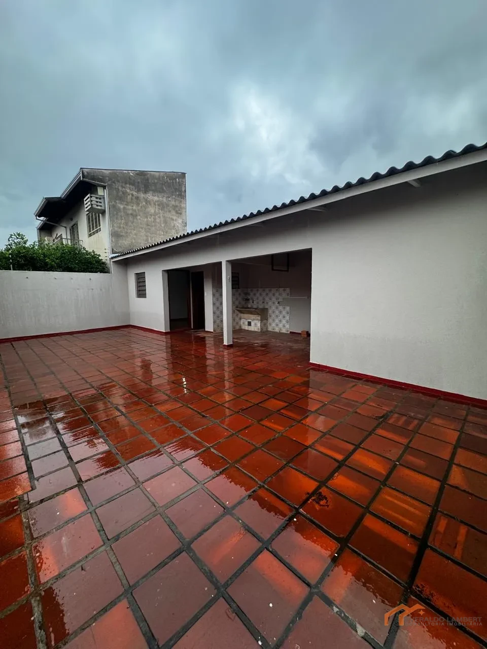 Imagens do imóveis CASA COM EDÍCULA.