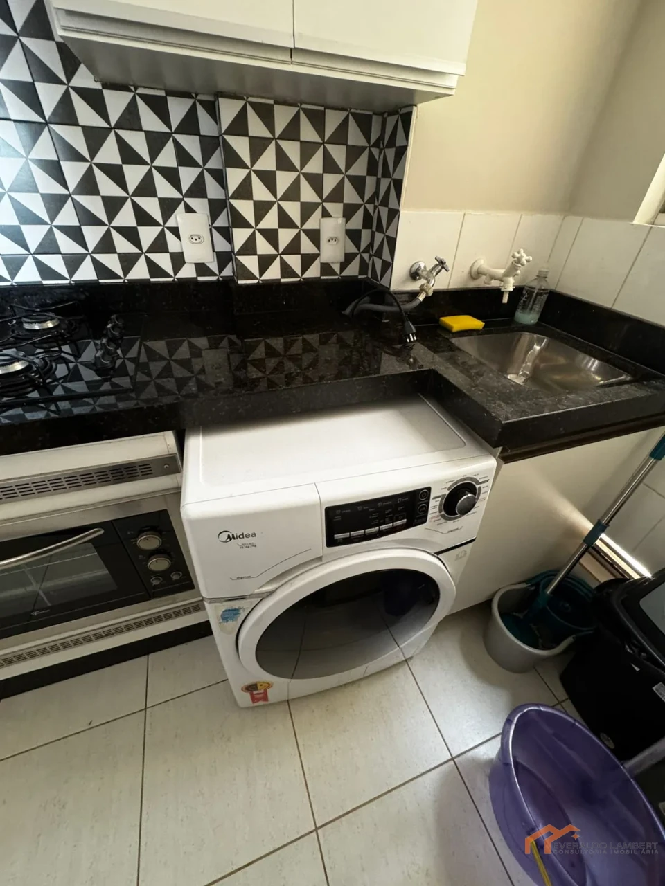Imagens do imóveis APARTAMENTO ED. NOVITA | MOBILIADO - CENTRO.