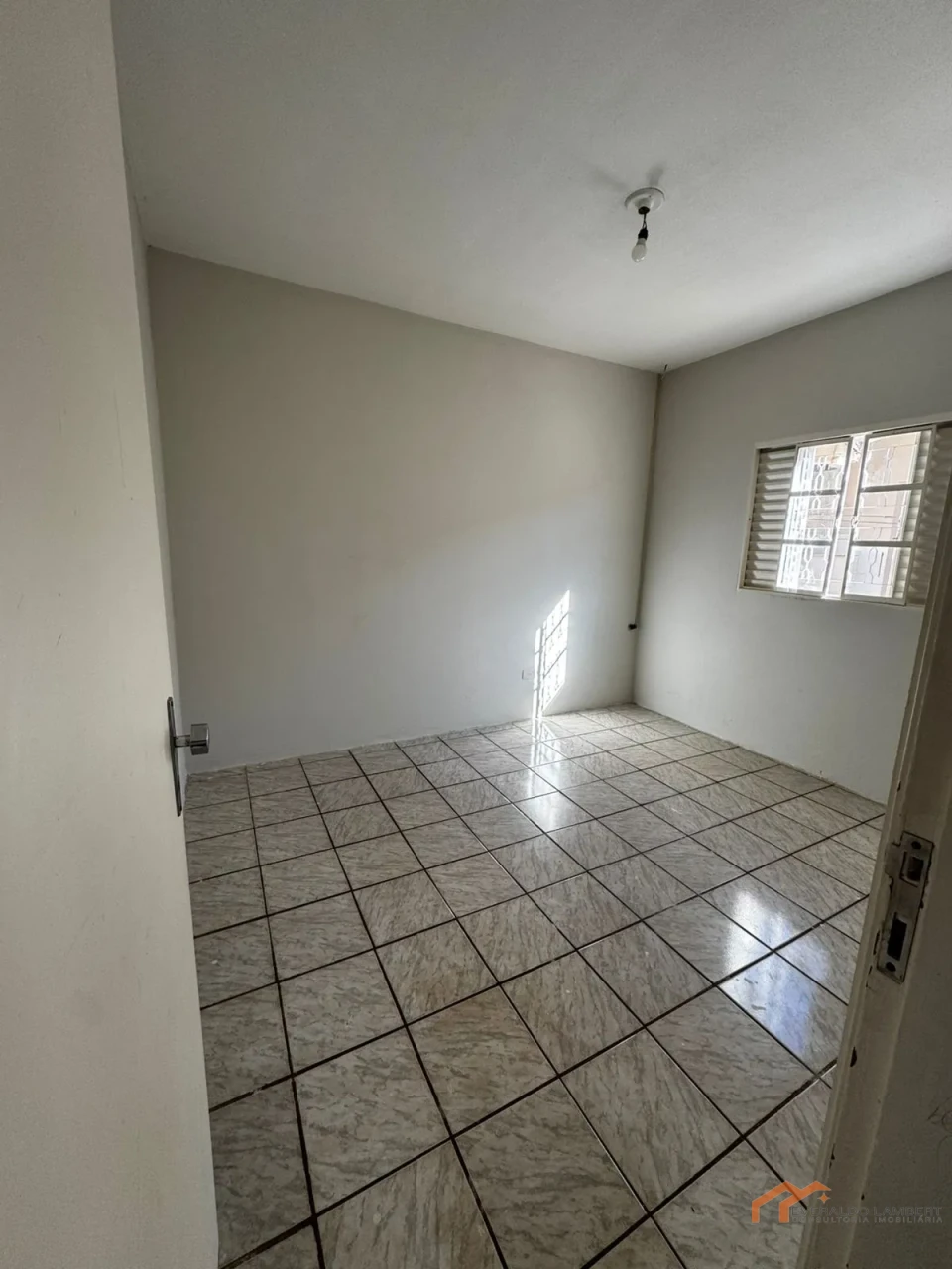 Imagens do imóveis CASA COM EDÍCULA
