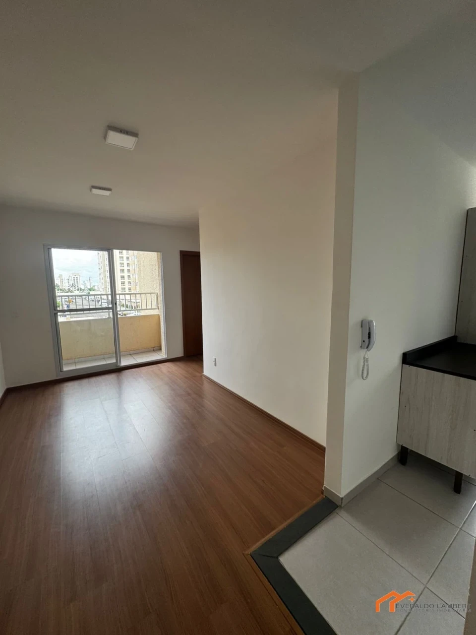 Imagens do imóveis APARTAMENTO ED. LAKE PORTINARI