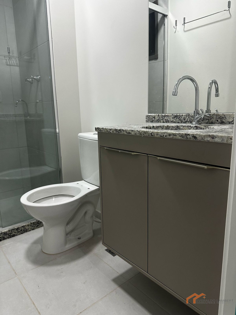 Imagens do imóveis APARTAMENTO ED. CARMEL | Completo.