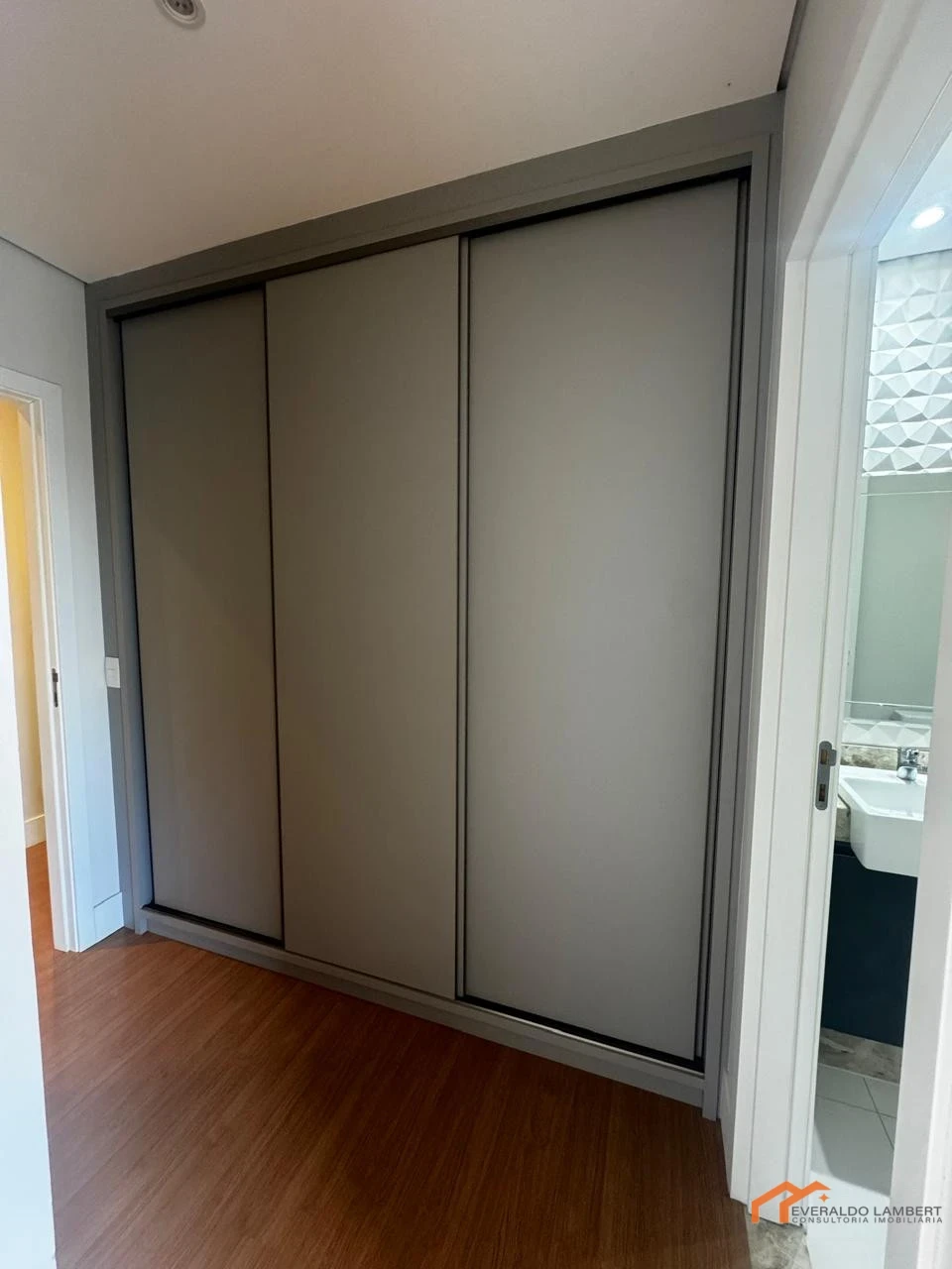 Imagens do imóveis APARTAMENTO ED. CHELSEA TOWER | CONST. VECTRA.