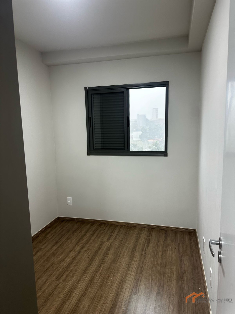 Imagens do imóveis APARTAMENTO ED. CARMEL | Completo.