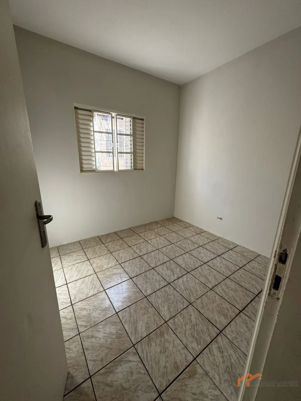 Imagens do imóveis CASA COM EDÍCULA