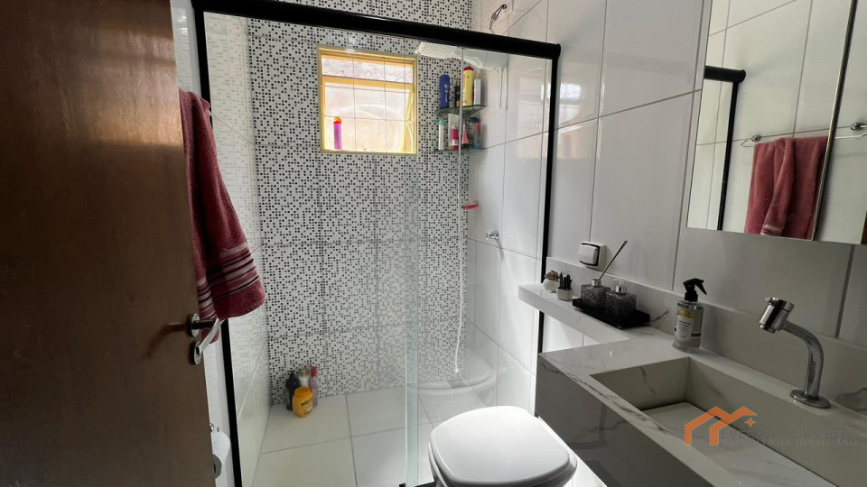 Imagens do imóveis CASA NOVA GEMINADA | 70m² c/ armários e ar-cond.