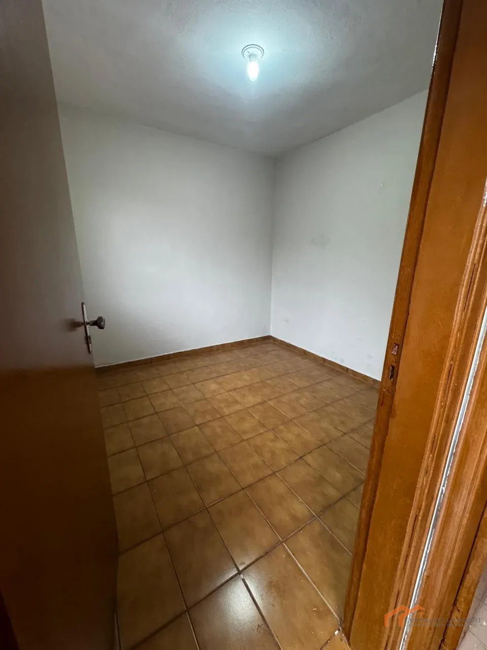 Imagens do imóveis CASA COM EDÍCULA.