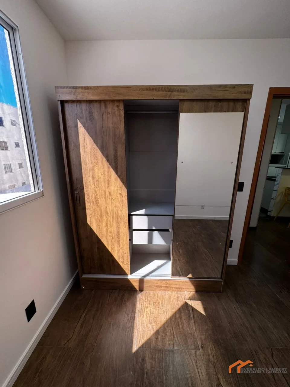 Imagens do imóveis APARTAMENTO ED. SPAZIO LA TRAVIATA | SEMI MOBILIADO.