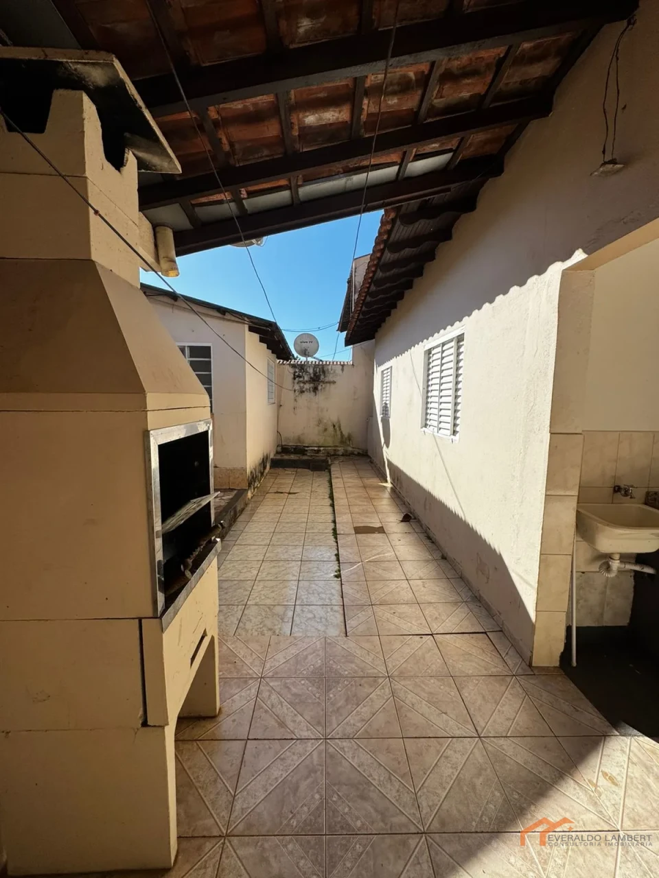 Imagens do imóveis CASA COM EDÍCULA