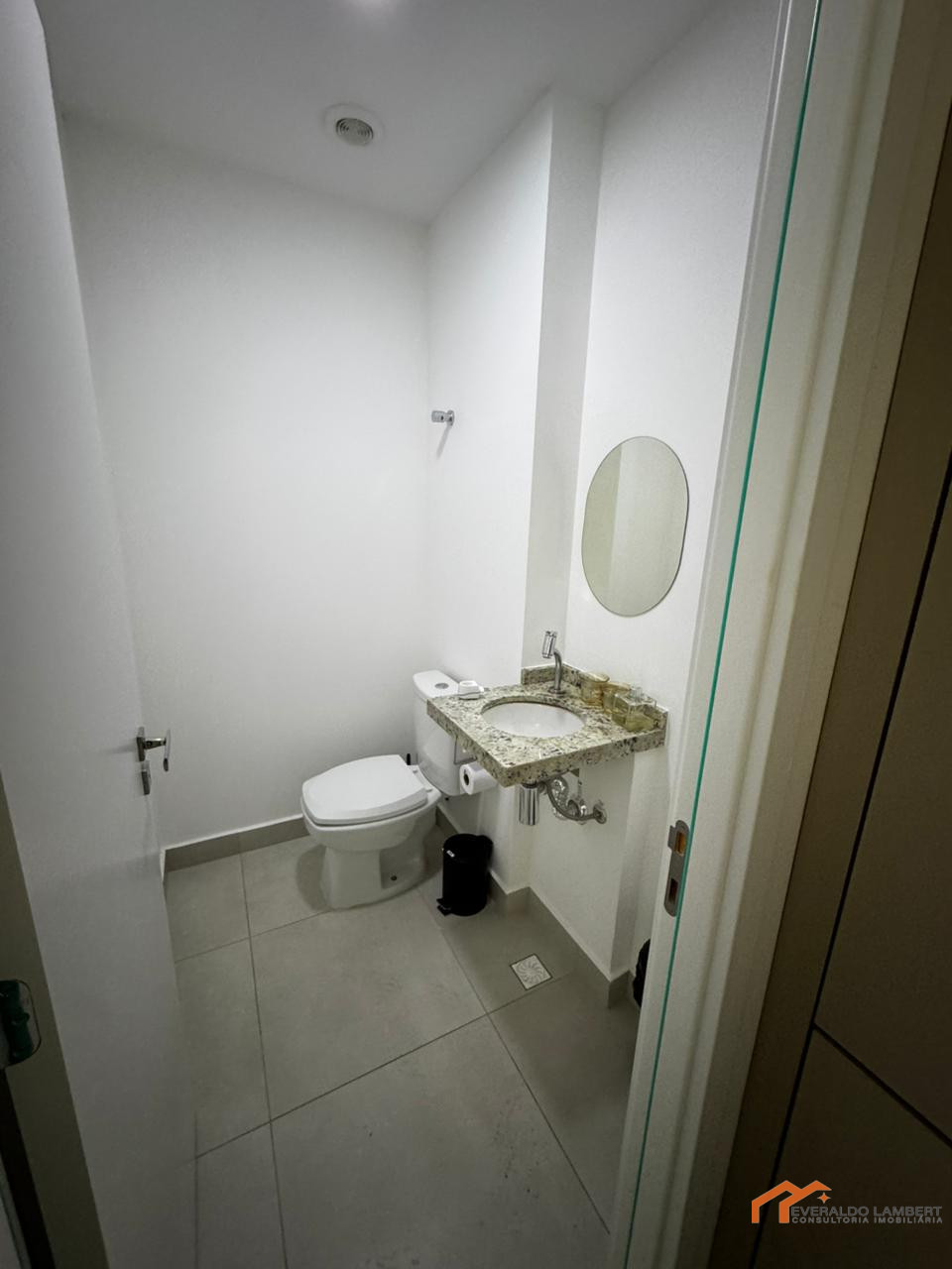 Imagens do imóveis SALA  ED. ATSUSHI  YOSHII TOWER - Decorada.