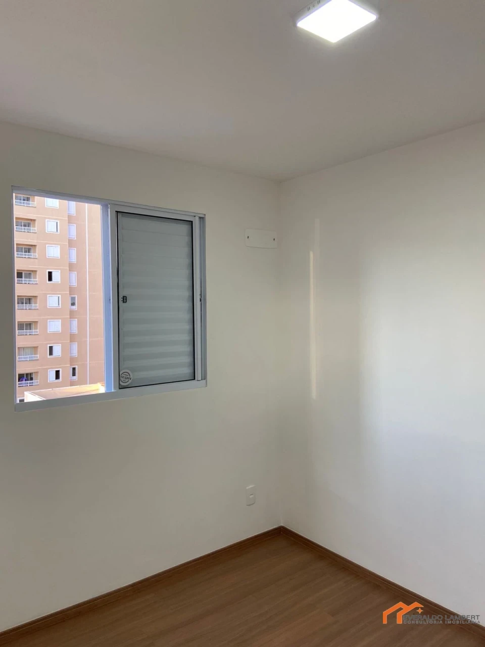 Imagens do imóveis APARTAMENTO ED. LAKE PORTINARI