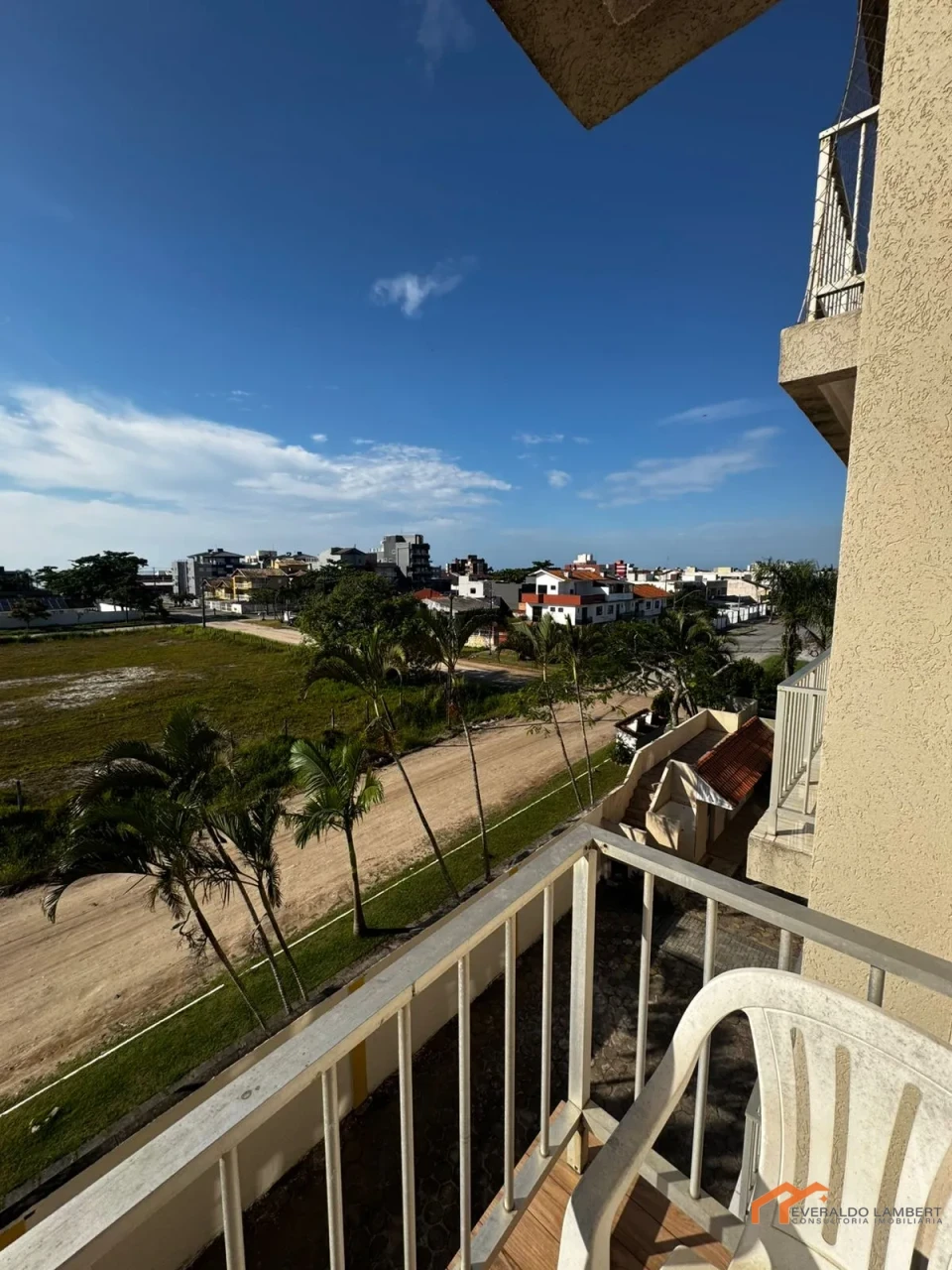 Imagens do imóveis APARTAMENTO ED. FLAT GUARATUBA | MOBILIADO | ALUGUEL POR DIÁRIA.