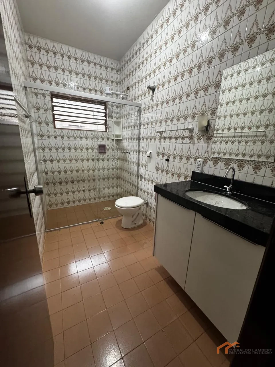 Imagens do imóveis CASA COM EDÍCULA.