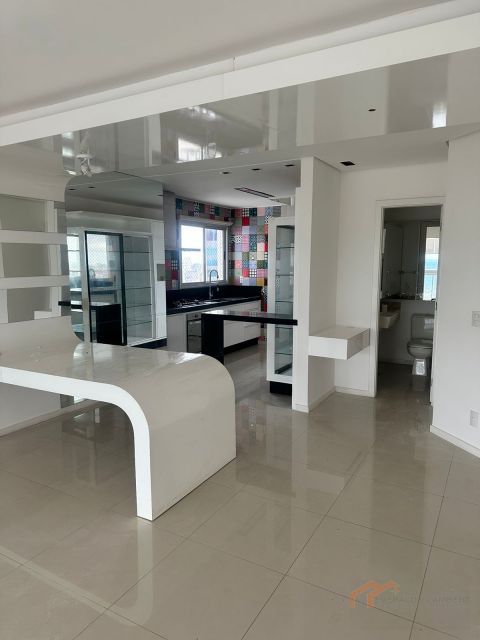 Imagens do imóveis APARTAMENTO ED. POTY LAZAROTTO