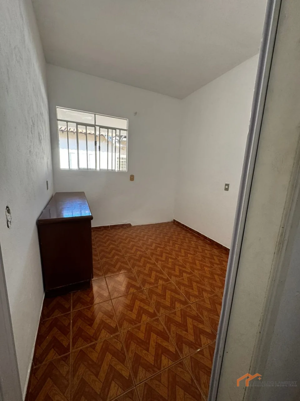 Imagens do imóveis CASA COM EDÍCULA