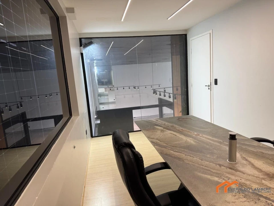 Imagens do imóveis LOJA COMERCIAL NOVA |  MOBILIADA  | PROX. AO LAGO IGAPÓ.