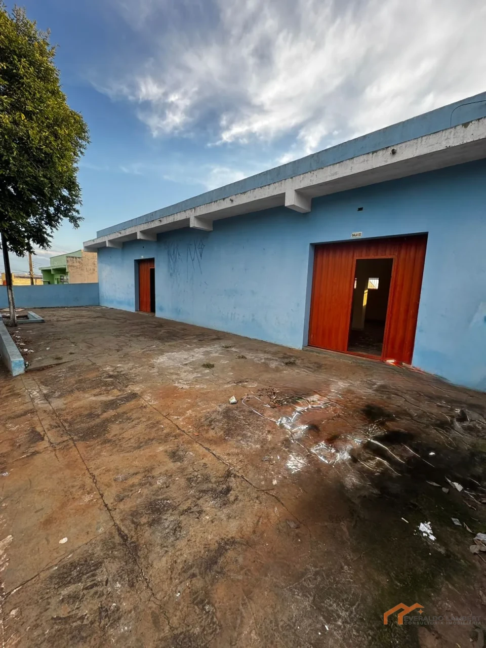 Imagens do imóveis LOJA COMERCIAL 285m² + Estacionamento.