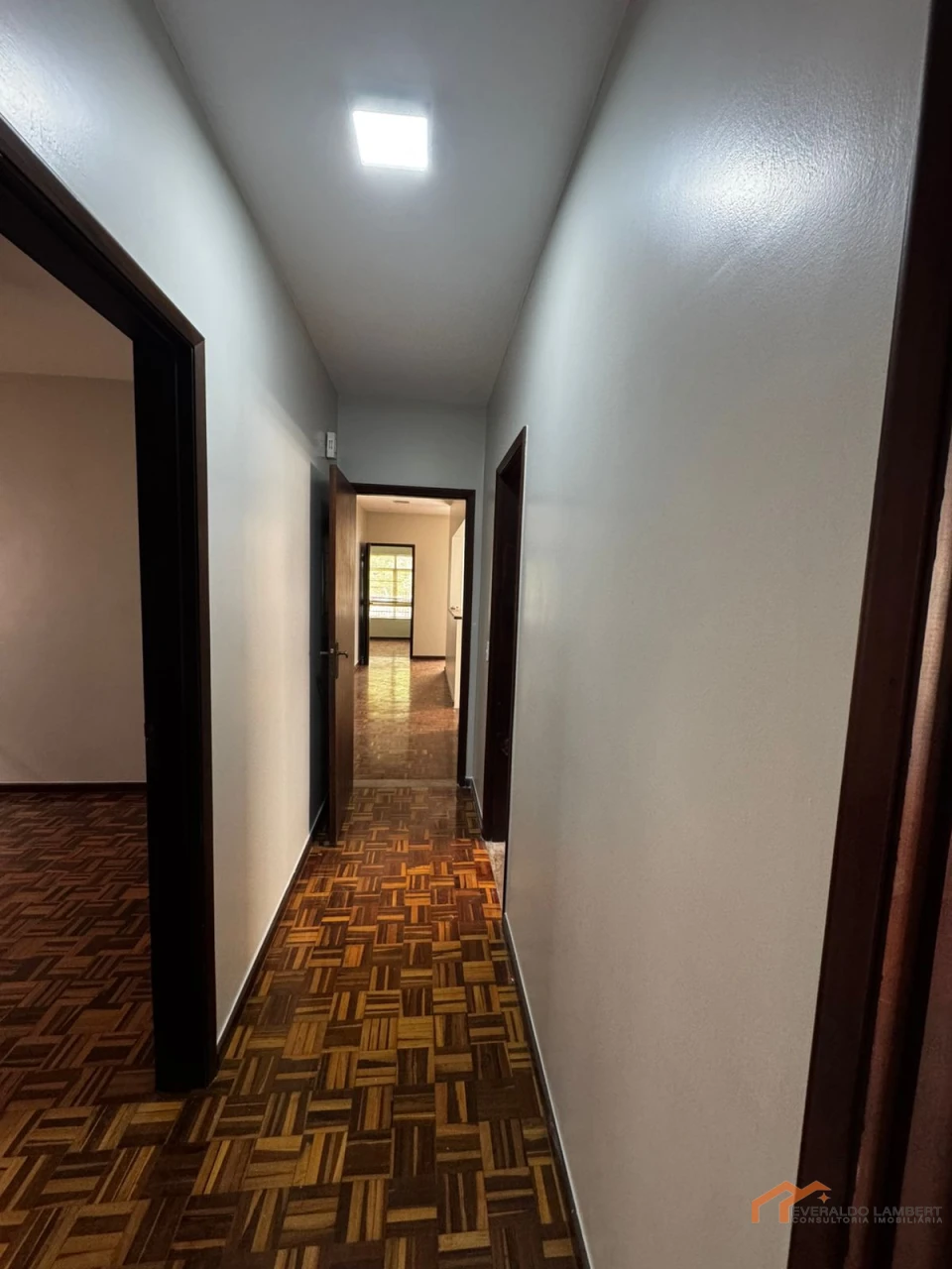 Imagens do imóveis CASA JD. QUEBEC