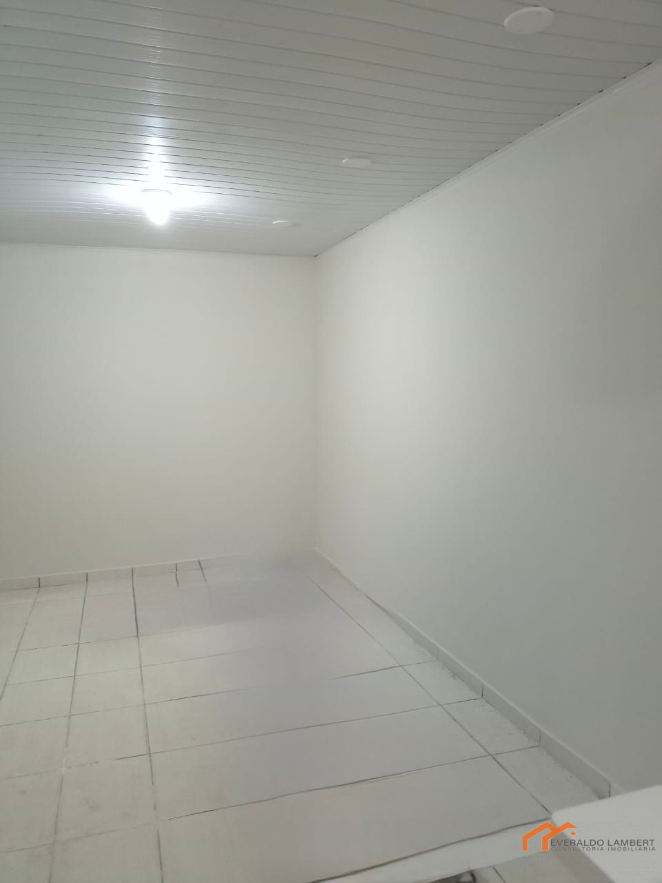 Imagens do imóveis CASA REFORMADA JD. IMAGAWA.