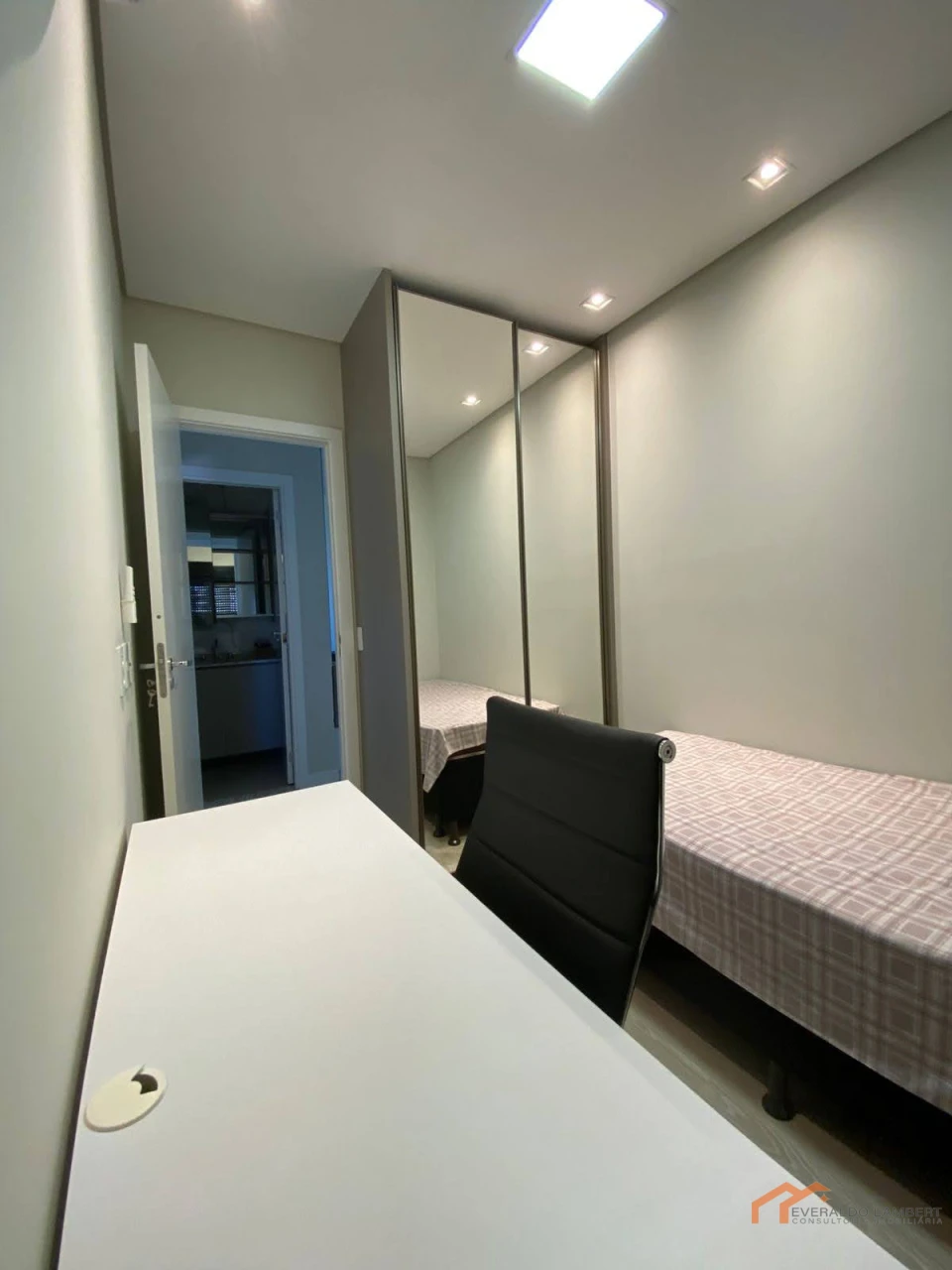 Imagens do imóveis APARTAMENTO ED. CONCEPT PALHANO HOME | MOBILIADO.