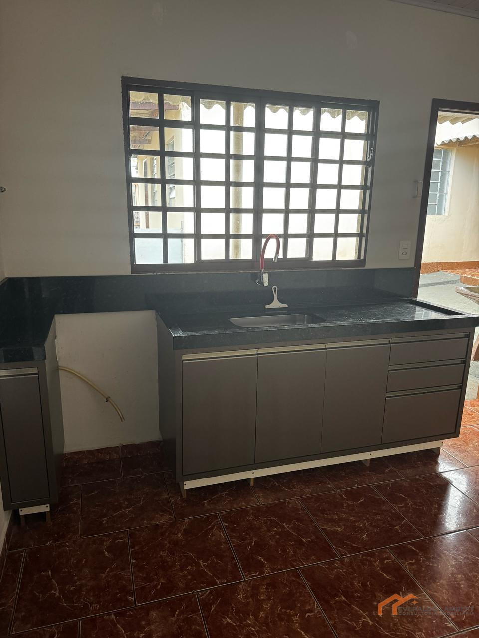 Imagens do imóveis CASA COM EDÍCULA.