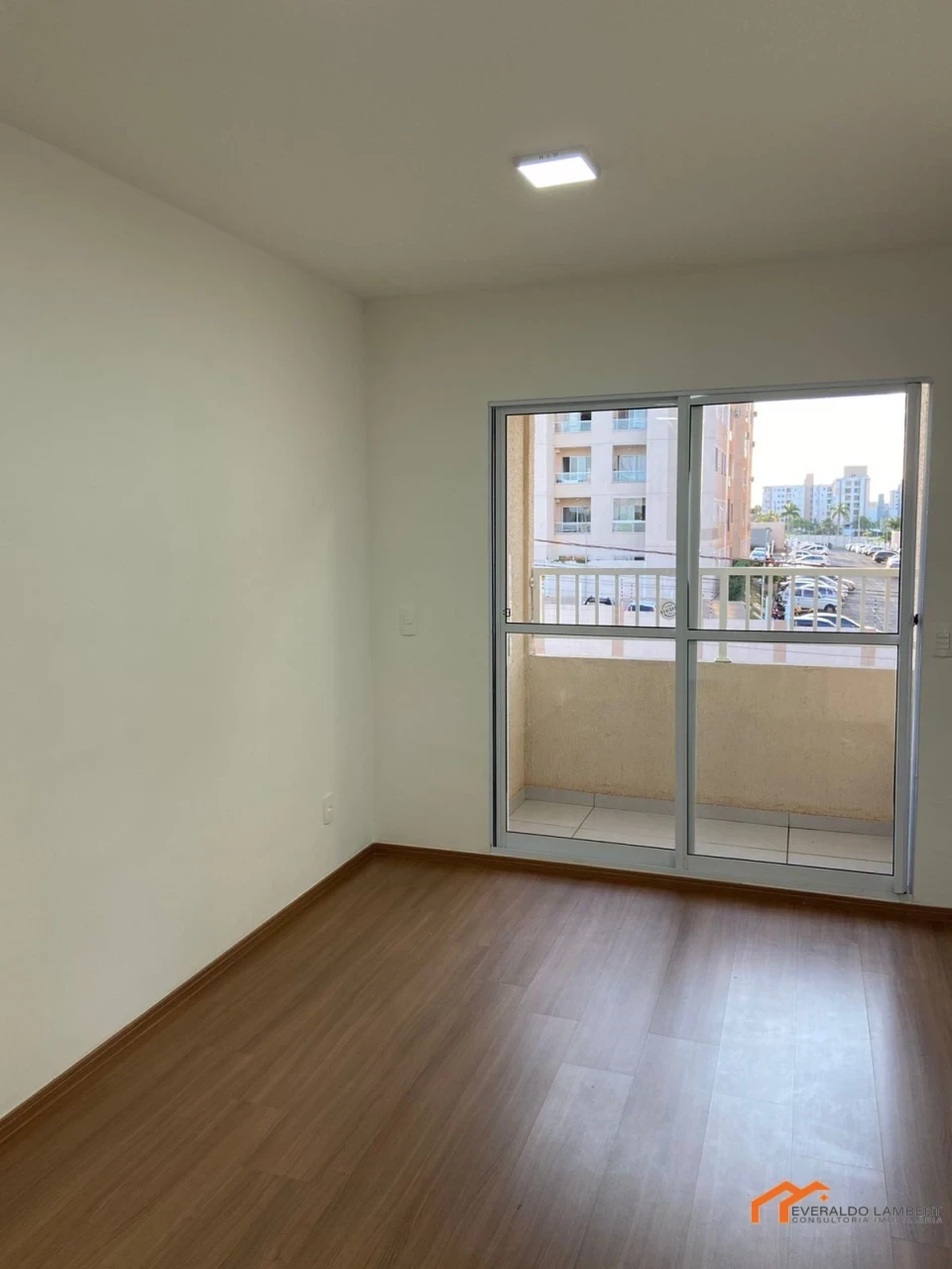 Imagens do imóveis APARTAMENTO ED. LAKE PORTINARI
