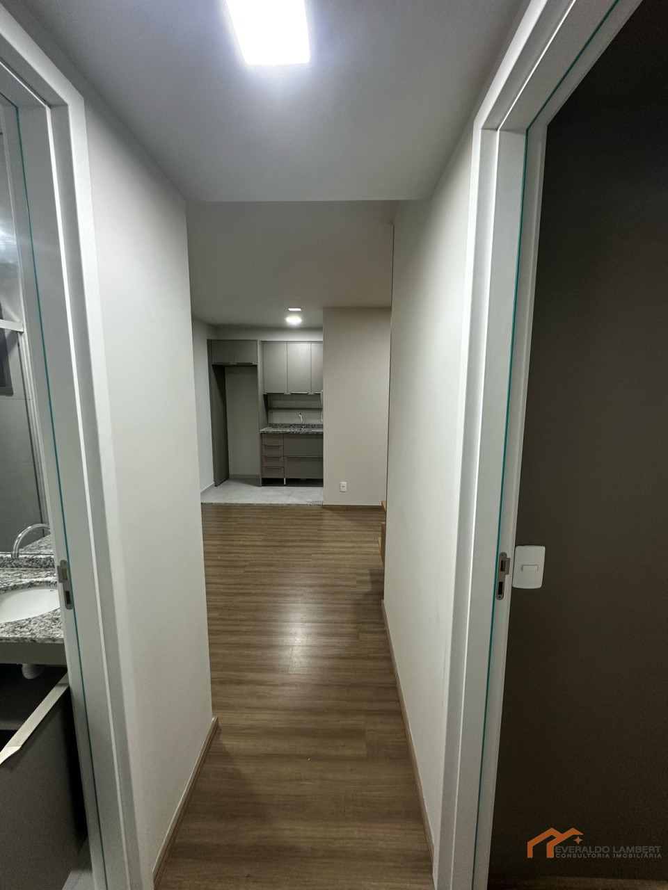 Imagens do imóveis APARTAMENTO ED. CARMEL | Completo.