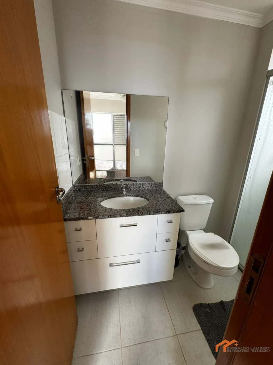 Imagens do imóveis APARTAMENTO ED. NOVITA | MOBILIADO - CENTRO.