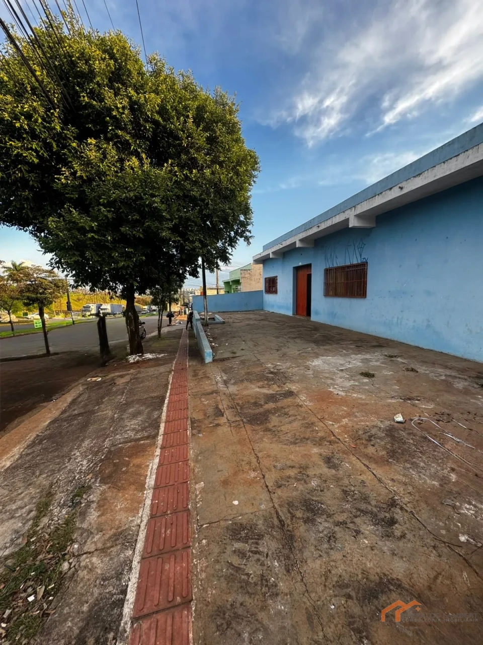 Imagens do imóveis LOJA COMERCIAL 285m² + Estacionamento.