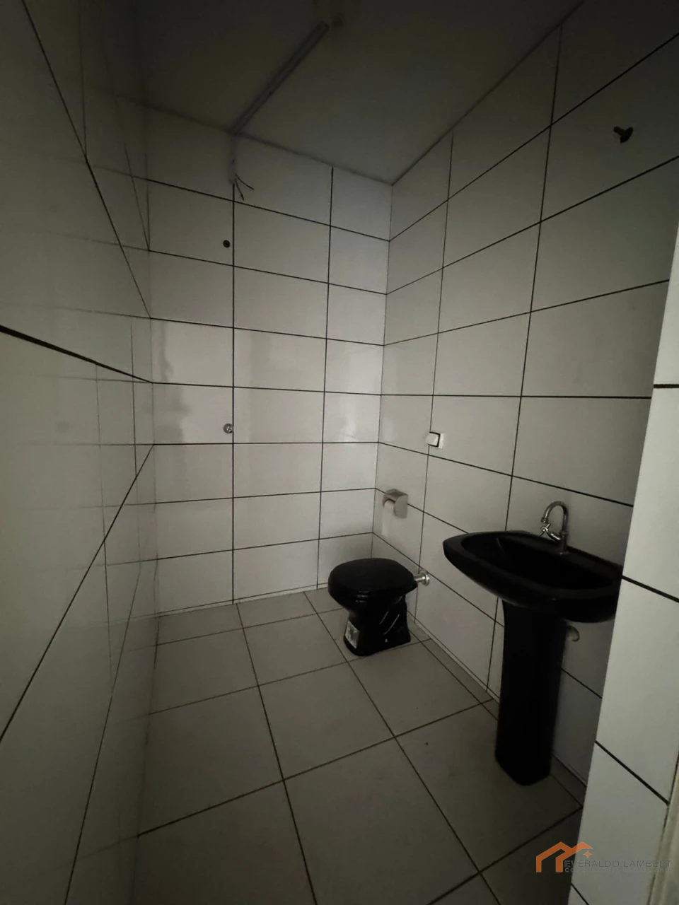 Imagens do imóveis BARRACÃO 180m²