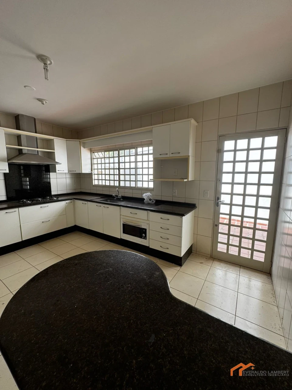 Imagens do imóveis CASA JD. QUEBEC