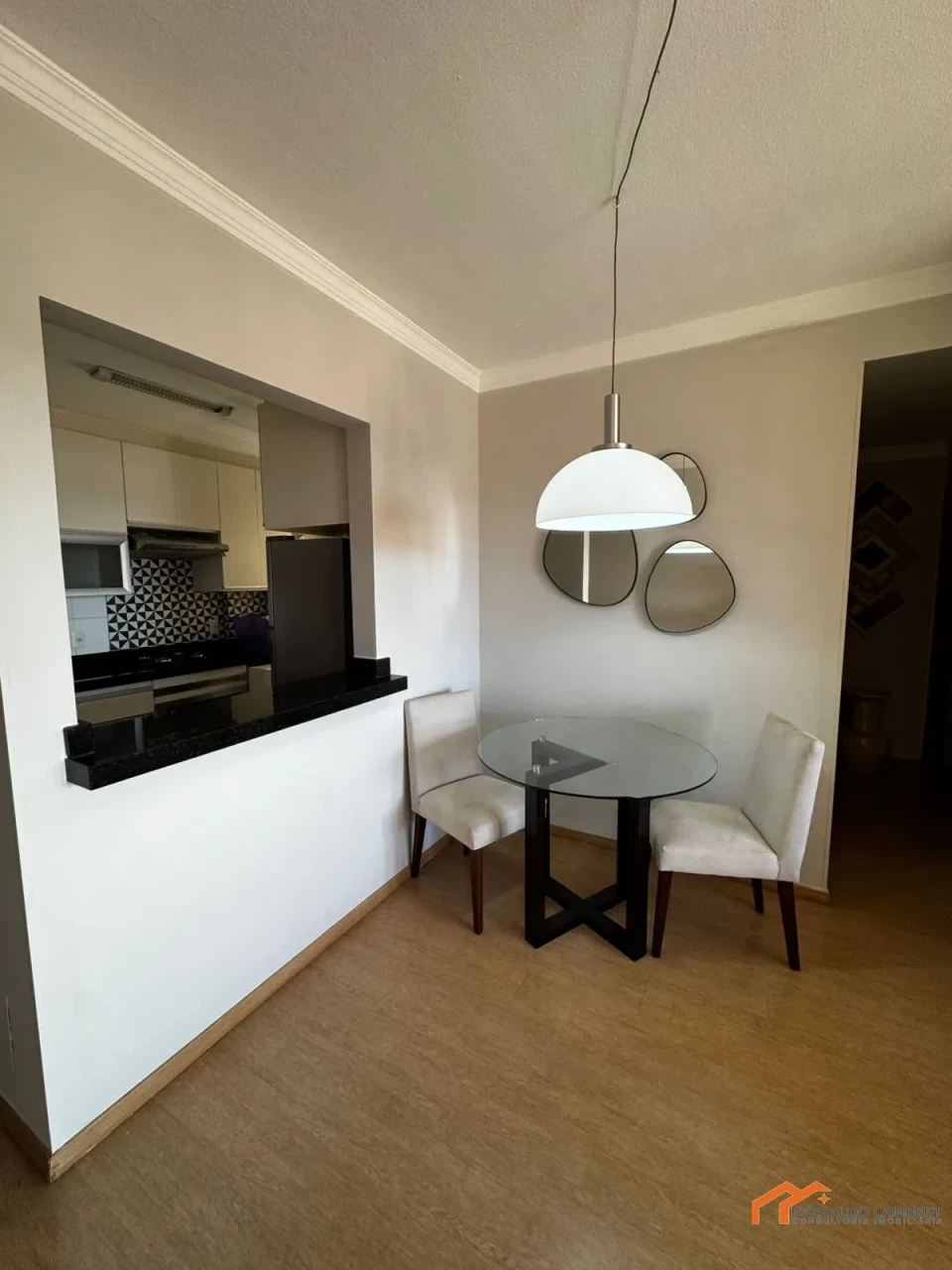 Imagens do imóveis APARTAMENTO ED. NOVITA | MOBILIADO - CENTRO.